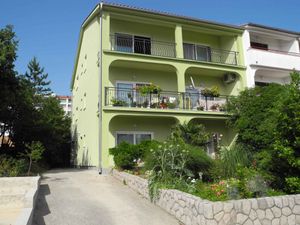 23776263-Ferienwohnung-5-Crikvenica-300x225-0