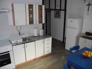 23776300-Ferienwohnung-6-Crikvenica-300x225-3