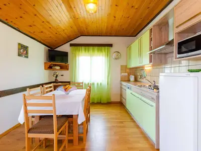 Ferienwohnung für 5 Personen (50 m²) in Crikvenica 6/10