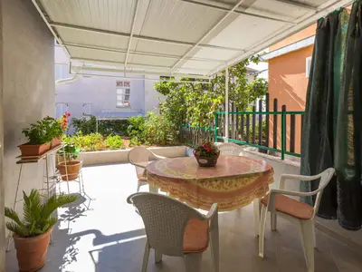 Ferienwohnung für 2 Personen (35 m²) in Crikvenica 1/10