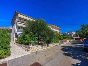 23776876-Ferienwohnung-8-Crikvenica-300x225-4