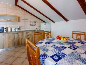 23776915-Ferienwohnung-5-Crikvenica-300x225-5