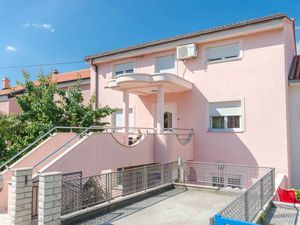 23777004-Ferienwohnung-4-Crikvenica-300x225-2