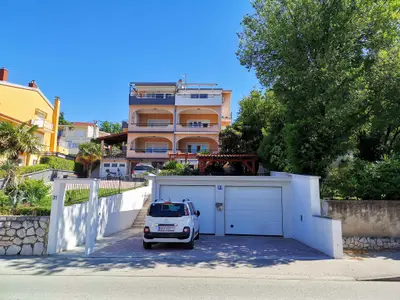Ferienwohnung für 10 Personen (100 m²) in Crikvenica 1/10