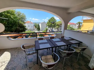 Ferienwohnung für 10 Personen (100 m²) in Crikvenica 2/10