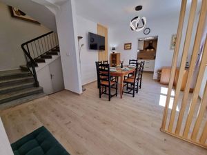 23777474-Ferienwohnung-10-Crikvenica-300x225-5