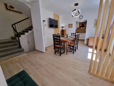 Ferienwohnung für 10 Personen (100 m²) in Crikvenica 6/10
