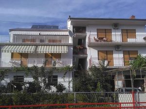 23778018-Ferienwohnung-2-Crikvenica-300x225-1