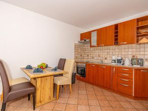 23973654-Ferienwohnung-5-Crikvenica-300x225-4