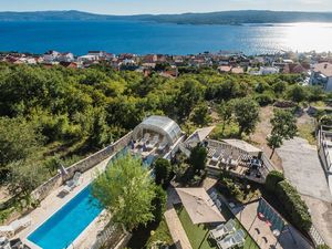 23044207-Ferienwohnung-4-Crikvenica-300x225-5