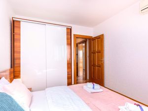 23283265-Ferienwohnung-6-Crikvenica-300x225-4