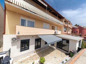 23273959-Ferienwohnung-4-Crikvenica-300x225-0