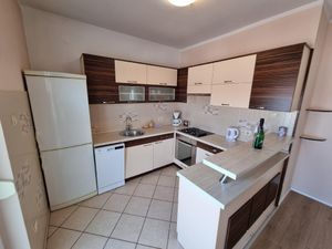 19162897-Ferienwohnung-5-Crikvenica-300x225-5