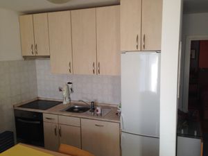 23584240-Ferienwohnung-4-Crikvenica-300x225-3