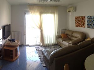 23584240-Ferienwohnung-4-Crikvenica-300x225-5