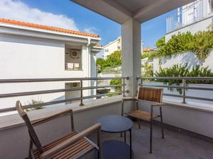 23784034-Ferienwohnung-4-Crikvenica-300x225-3