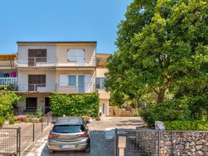 23169313-Ferienwohnung-4-Crikvenica-300x225-2