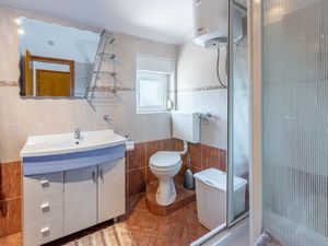 17930474-Ferienwohnung-3-Crikvenica-300x225-5