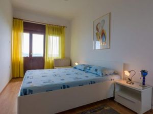 17998261-Ferienwohnung-5-Crikvenica-300x225-1