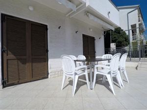 22464623-Ferienwohnung-6-Crikvenica-300x225-3