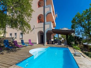 23941775-Ferienwohnung-4-Crikvenica-300x225-2