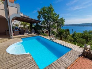 23941777-Ferienwohnung-2-Crikvenica-300x225-0