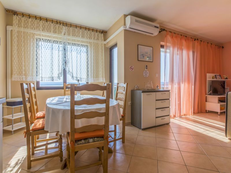 23941776-Ferienwohnung-7-Crikvenica-800x600-2