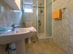 23941782-Ferienwohnung-5-Crikvenica-300x225-5