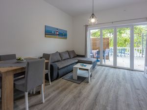 23939572-Ferienwohnung-5-Crikvenica-300x225-3