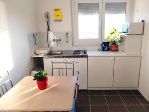 23438834-Ferienwohnung-3-Crikvenica-300x225-1