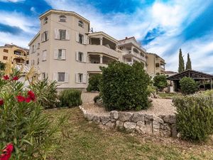 19289930-Ferienwohnung-0-Crikvenica-300x225-3