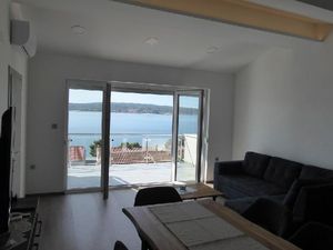 22674909-Ferienwohnung-5-Crikvenica-300x225-2