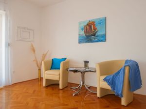 23848094-Ferienwohnung-6-Crikvenica-300x225-4