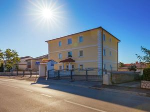 19348451-Ferienwohnung-4-Crikvenica-300x225-4