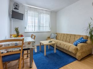 23946459-Ferienwohnung-3-Crikvenica-300x225-1