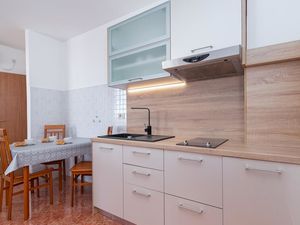 Ferienwohnung für 3 Personen (26 m²) in Crikvenica