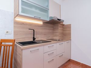 23941284-Ferienwohnung-3-Crikvenica-300x225-3