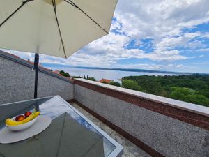 23945590-Ferienwohnung-7-Crikvenica-300x225-4