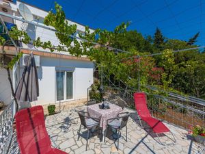 23941767-Ferienwohnung-4-Crikvenica-300x225-1