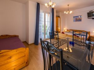 23943148-Ferienwohnung-3-Crikvenica-300x225-3