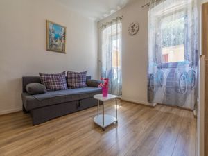 23943265-Ferienwohnung-4-Crikvenica-300x225-2