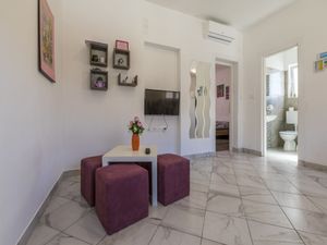 23944773-Ferienwohnung-2-Crikvenica-300x225-3