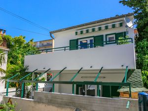 23945531-Ferienwohnung-2-Crikvenica-300x225-2