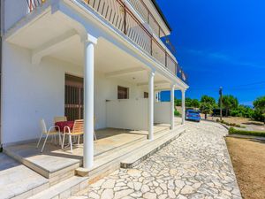 23939109-Ferienwohnung-4-Crikvenica-300x225-0