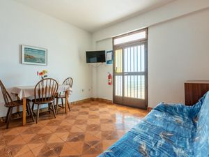 23940346-Ferienwohnung-4-Crikvenica-300x225-2