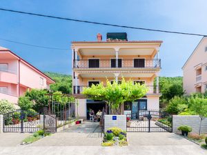 23940376-Ferienwohnung-4-Crikvenica-300x225-5