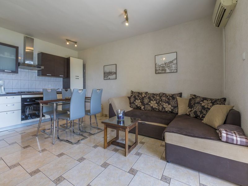 23941306-Ferienwohnung-4-Crikvenica-800x600-2