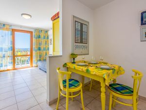 23941342-Ferienwohnung-4-Crikvenica-300x225-4