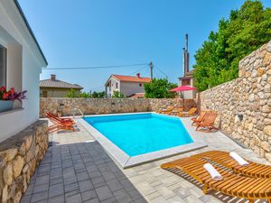 23941358-Ferienwohnung-2-Crikvenica-300x225-3