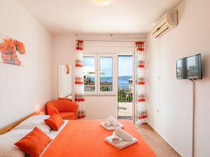 23941358-Ferienwohnung-2-Crikvenica-300x225-4